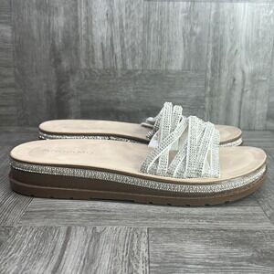 Andiamo‎ Apamela Sandals Womens 6 White Rhinestone Crystal Platform Slide NEW